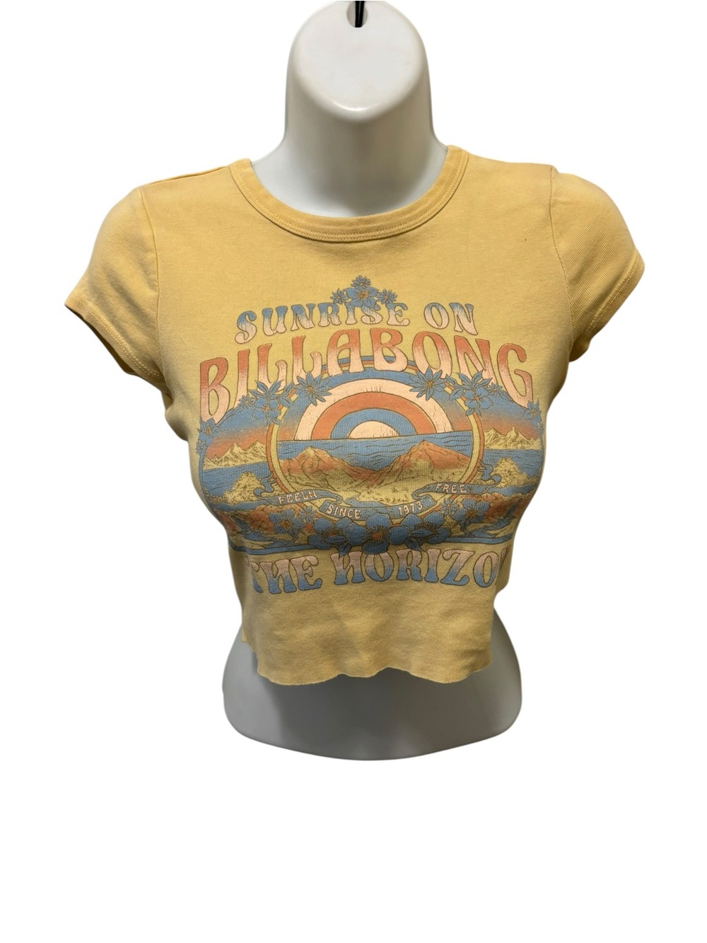 Billabong Baby Cropped Yellow Graphic Tee Sz S Cap Sleeve Stretch
